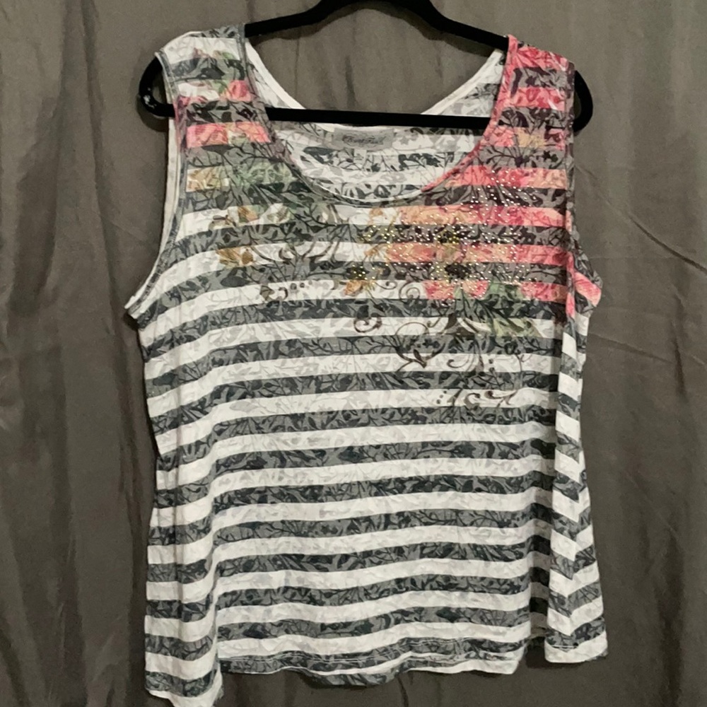 Woman’s tank top
